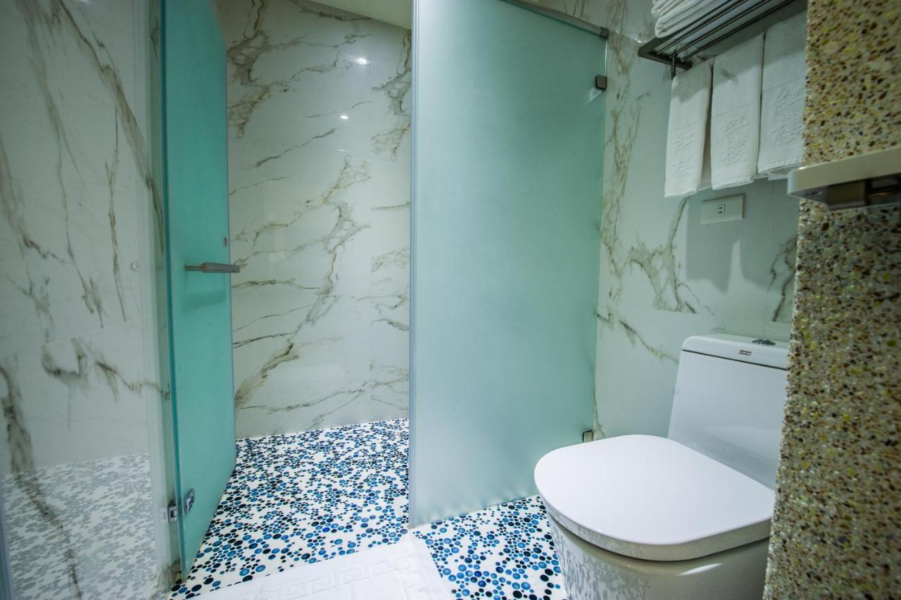 Red Hotel Yuanlin Εξωτερικό φωτογραφία