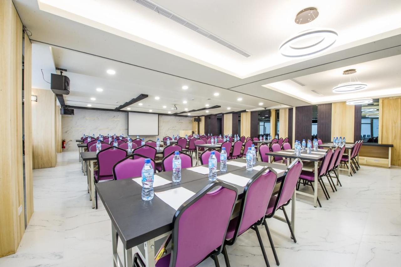 Red Hotel Yuanlin Εξωτερικό φωτογραφία