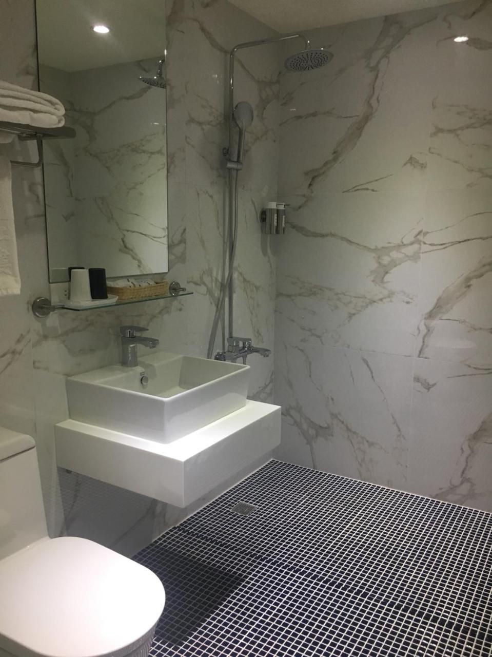 Red Hotel Yuanlin Εξωτερικό φωτογραφία