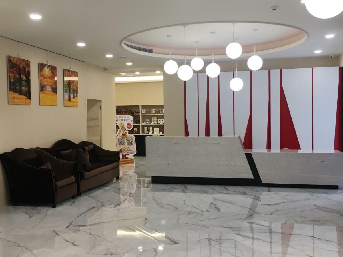 Red Hotel Yuanlin Εξωτερικό φωτογραφία